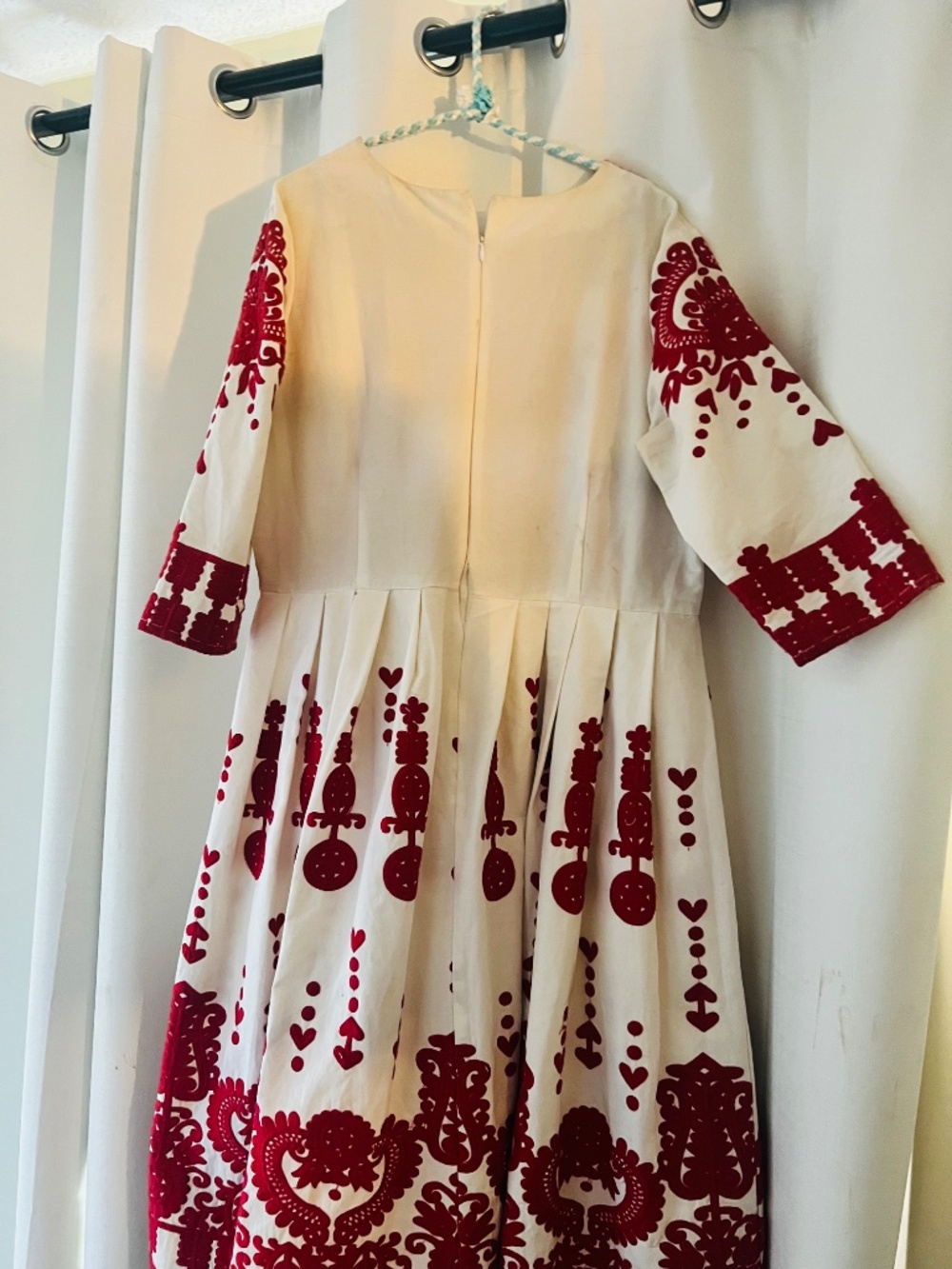 Dress - Picture 3 of 8